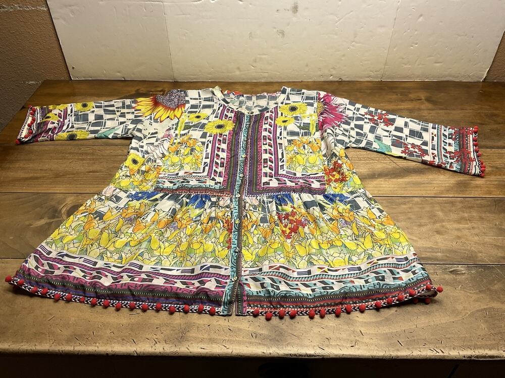 Johnny Was Theda Tunic Multicolor Floral 100% Silk Button Blouse Size Medium